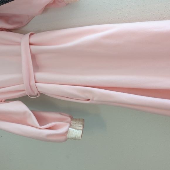Gilligan & O'Malley Vintage Pale Pink Robe Medium 12-14 USA Modest Quilted Y2K - Picture 11 of 13